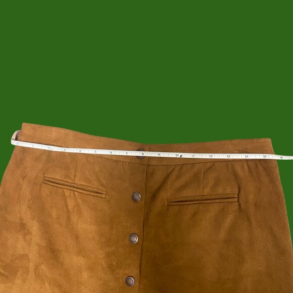 Two by Vince Camuto Faux Suede Button-Front Mini Skirt – Size M - Picture 6 of 9